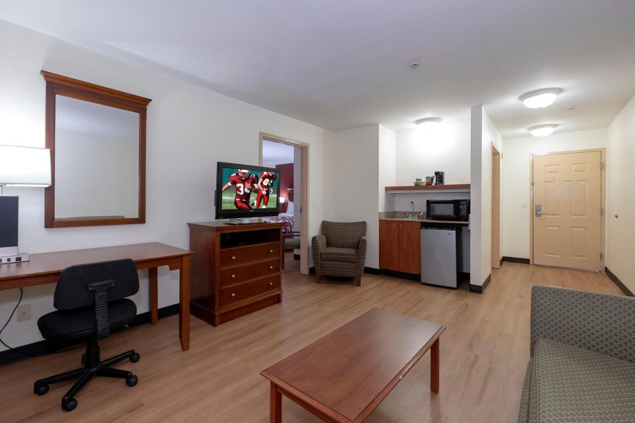 Red Roof Inn Хаума Экстерьер фото